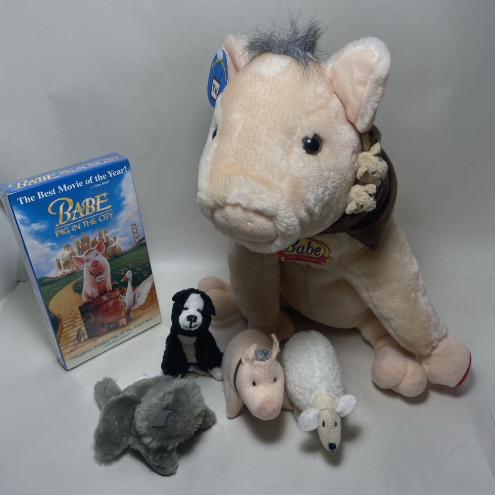 Babe Pig in the City Plush & VHS Lot of 6 Voice does not work on Large Pig